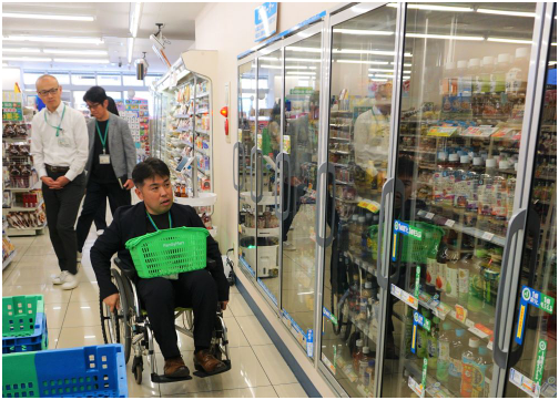 日本全家便利商店舉辦殘疾顧客體驗活動