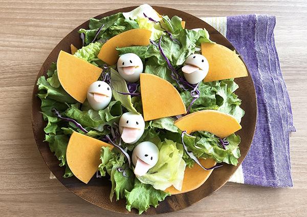 日本秋季限定沙拉搭配鵪鶉蛋玩出萬聖節新食譜